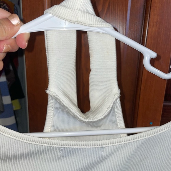 Cutout halter top - Picture 5 of 5